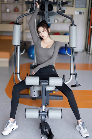 《里面也请好好疼爱》漫画免费穷苦